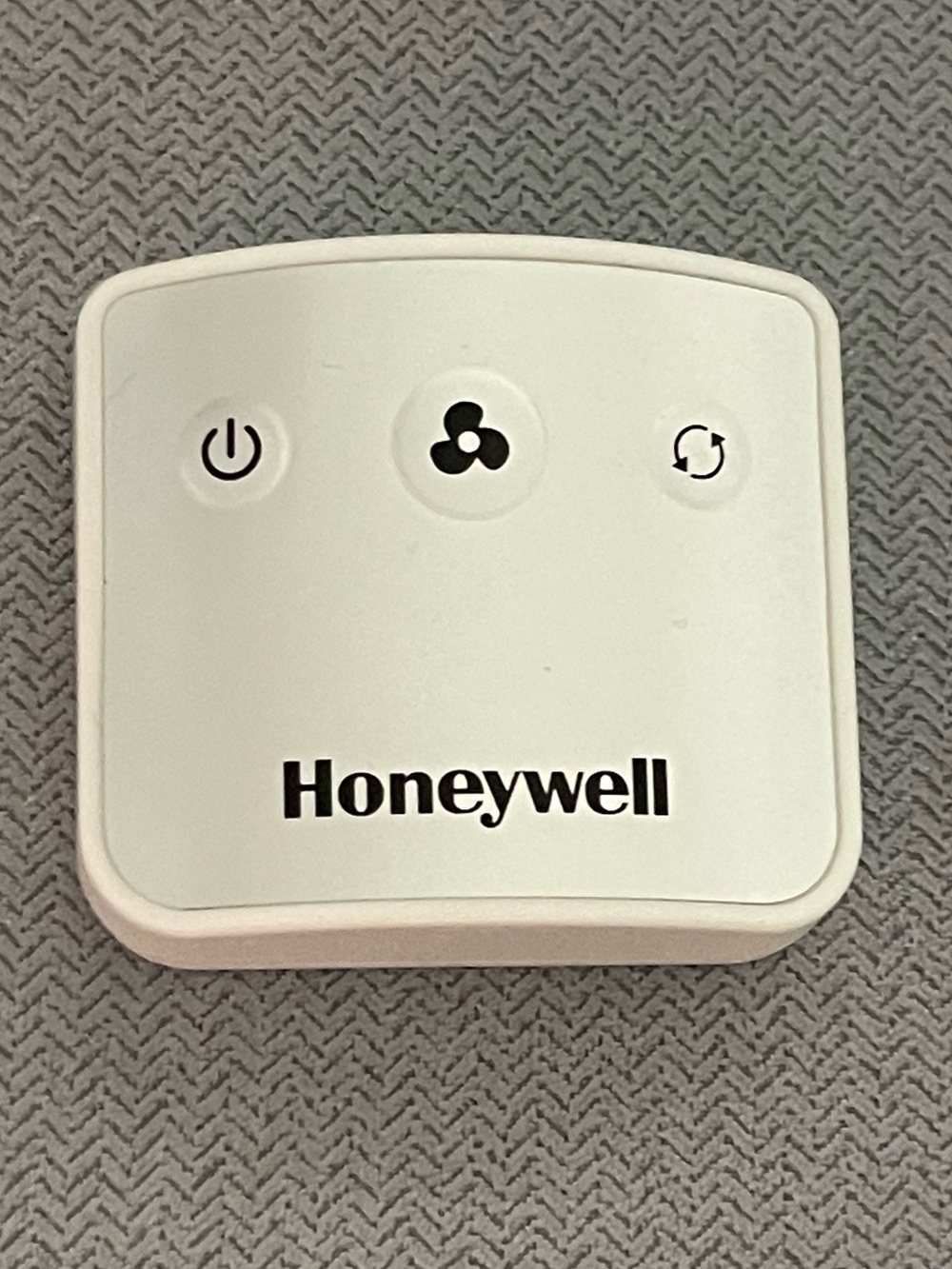 Honeywell Quietset 4 Oscillating Tower Fan Brand New Remote Control